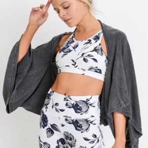 (NWT) Mineral Wash Cape